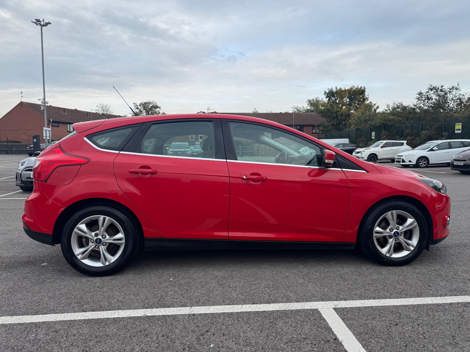 Used Ford Focus 2012 for sale - 76305295: Photo 10