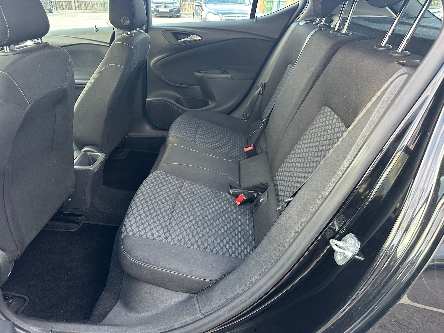 Used Vauxhall Astra 2017 for sale - 76416572: Photo 17