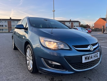 Used Vauxhall Astra 2014 for sale - 76171051: Photo 2