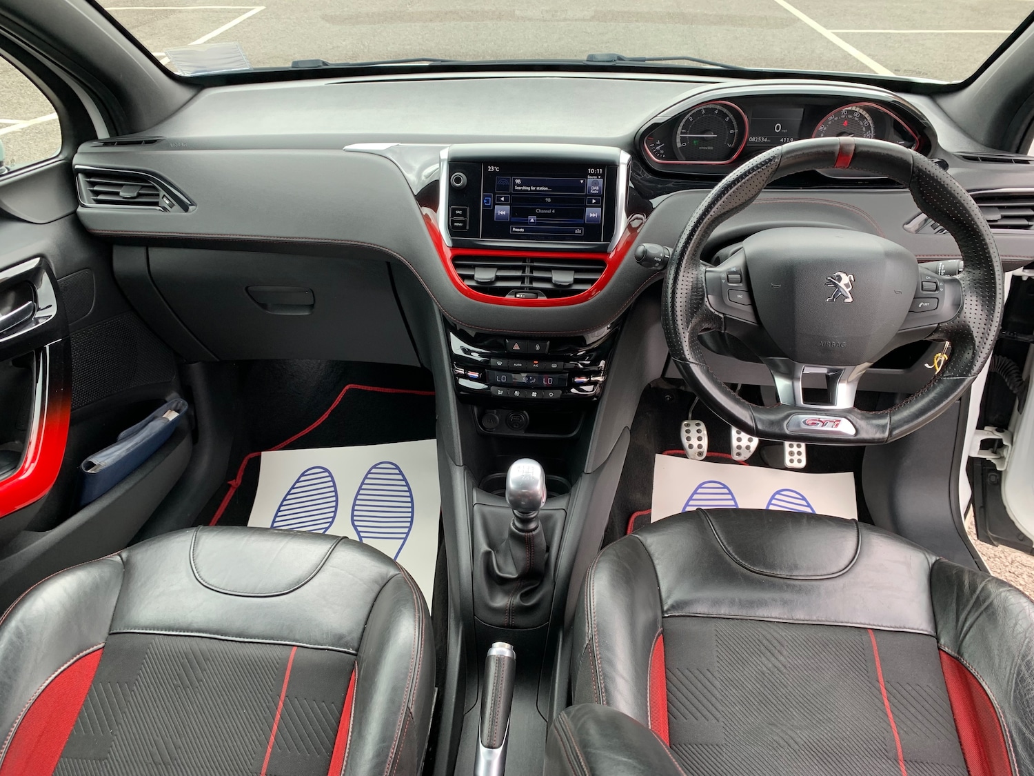 Used Peugeot 208 2015 for sale - 76416566: Photo 13