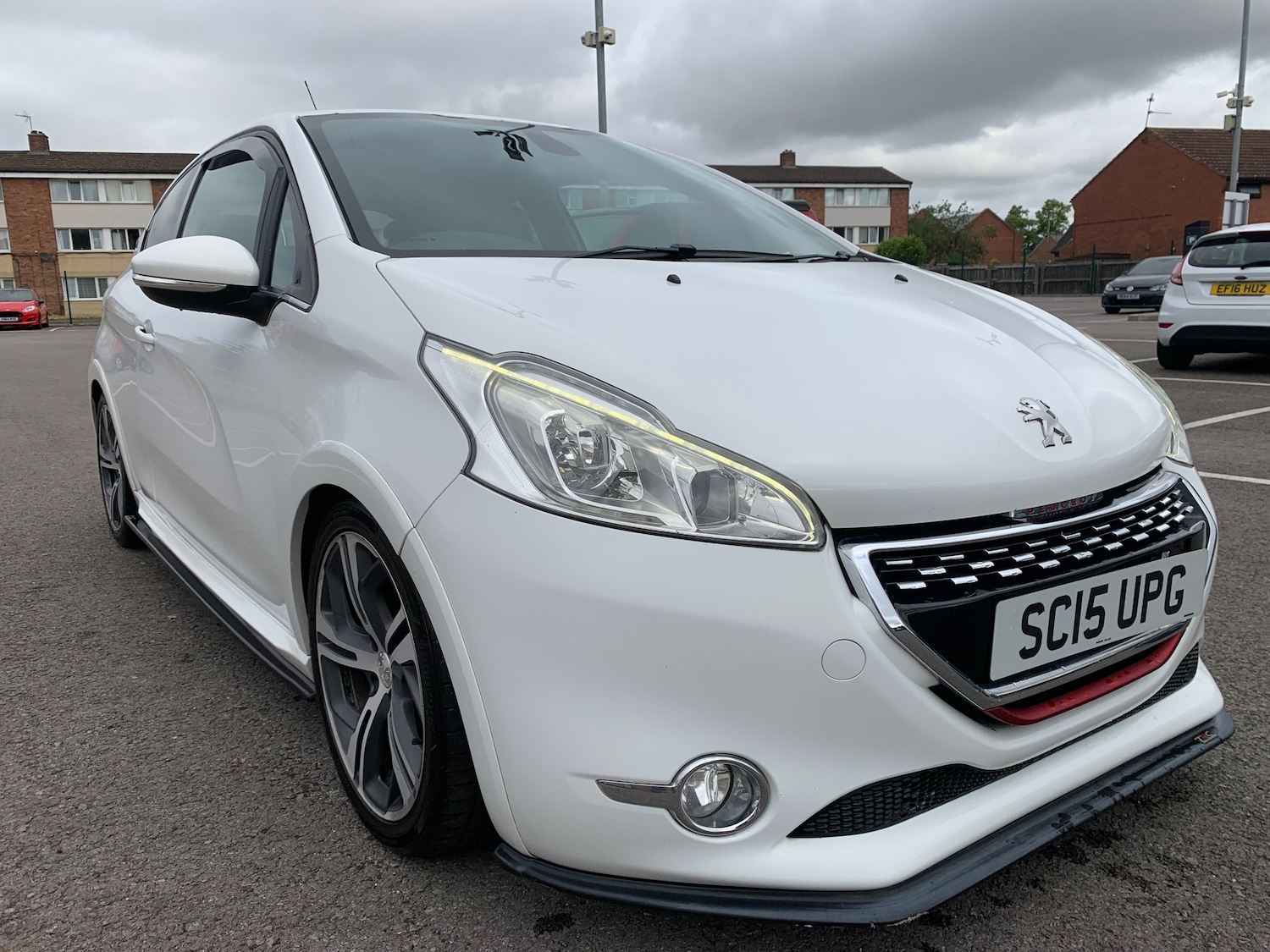 Used Peugeot 208 2015 for sale - 76416566: Photo 2