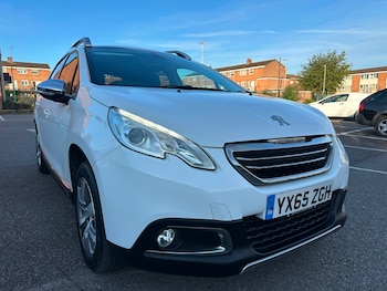Used Peugeot 2008 2015 for sale - 79473022: Photo