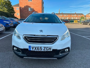 Used Peugeot 2008 2015 for sale - 79473022: Photo