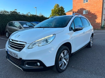 Used Peugeot 2008 2015 for sale - 79473022: Photo