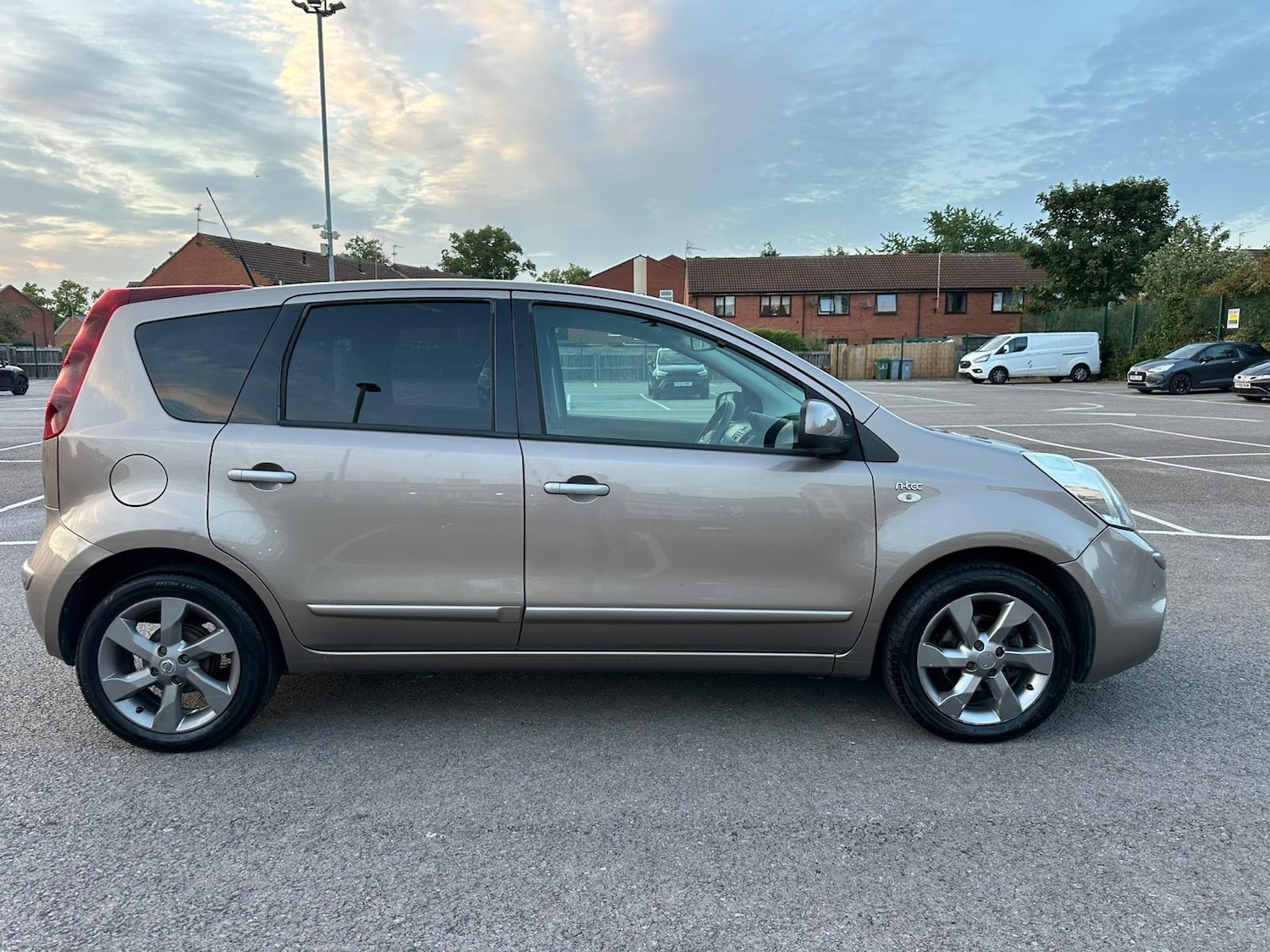 Used Nissan Note 2012 for sale - 76416547: Photo 10