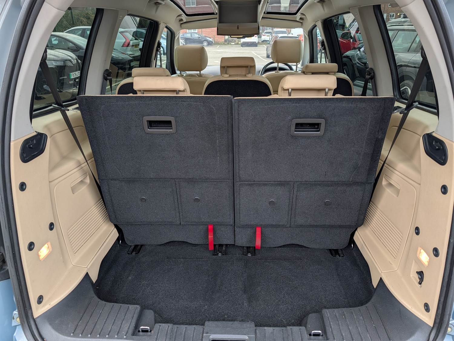 Used Ford Galaxy 2010 for sale - 76641601: Photo 9