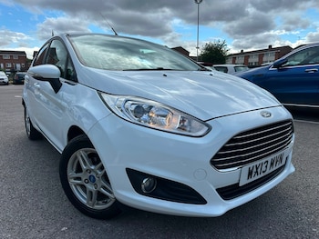 Used Ford Fiesta 2013 for sale - 79121080: Photo