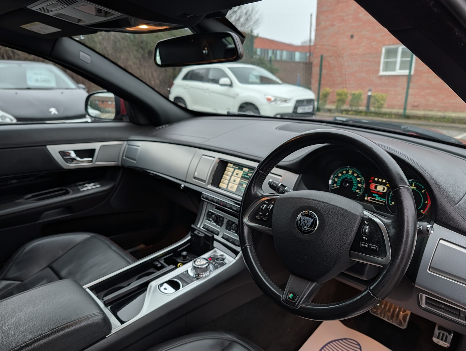 Used Jaguar XF 2014 for sale - 77249399: Photo 14