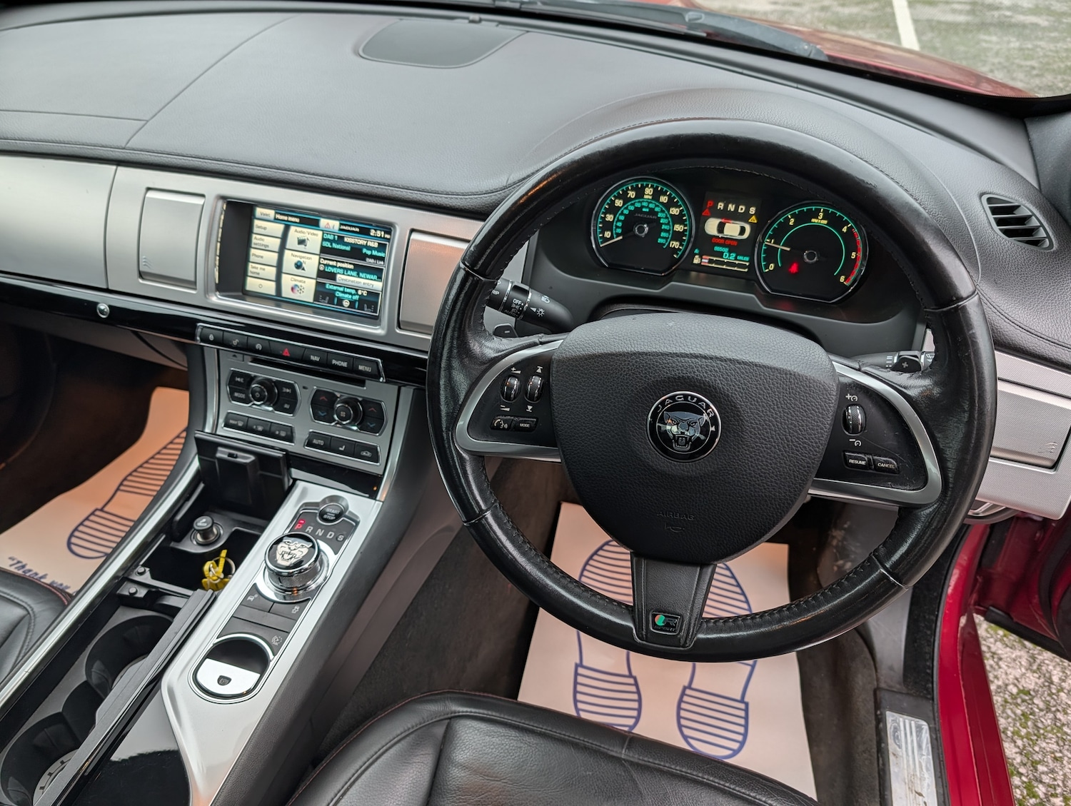 Used Jaguar XF 2014 for sale - 77249399: Photo 15