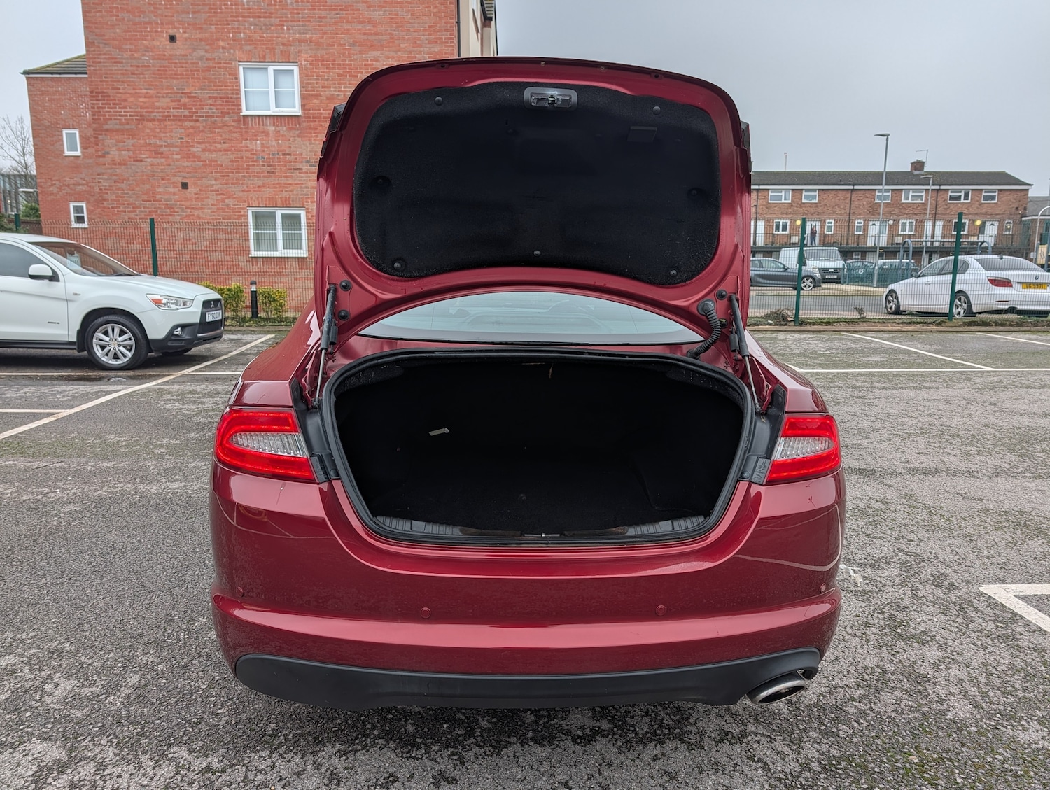 Used Jaguar XF 2014 for sale - 77249399: Photo 8