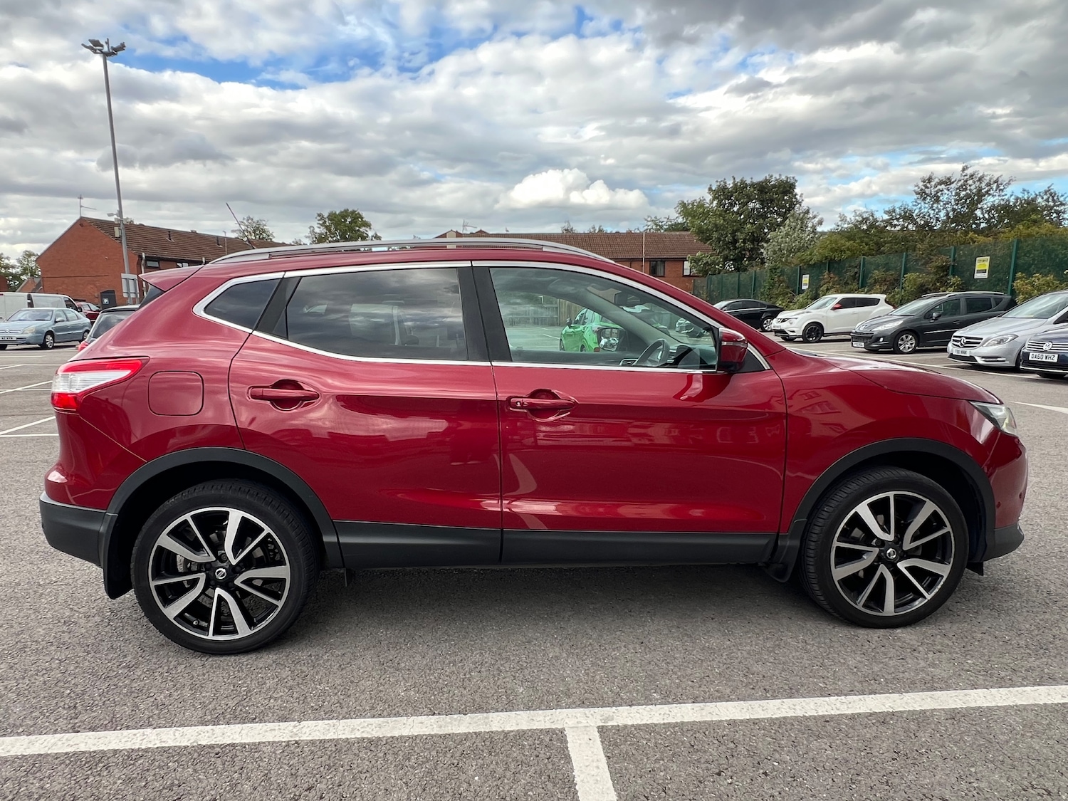 Used Nissan Qashqai 2016 for sale - 76416545: Photo 11
