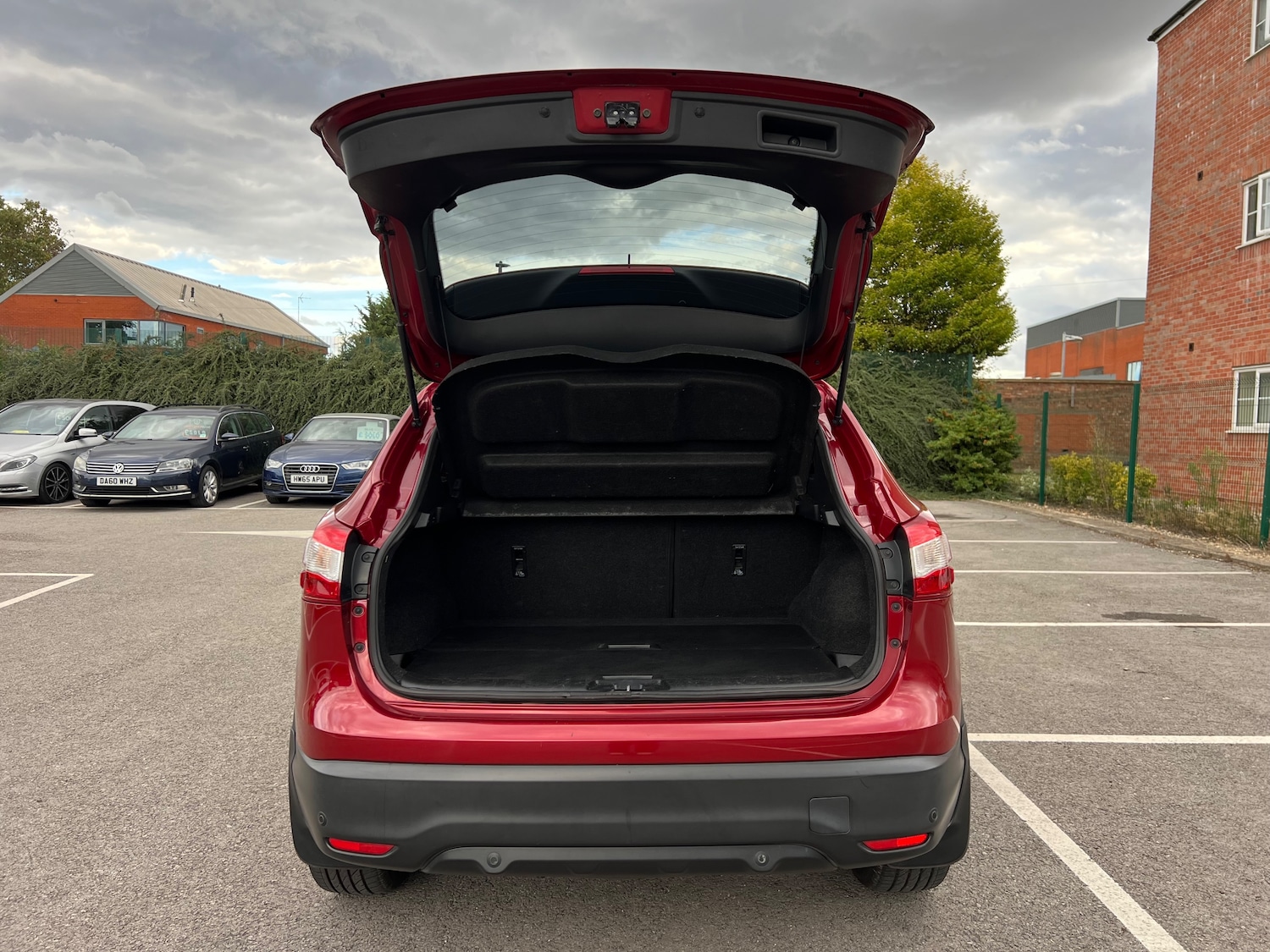 Used Nissan Qashqai 2016 for sale - 76416545: Photo 8