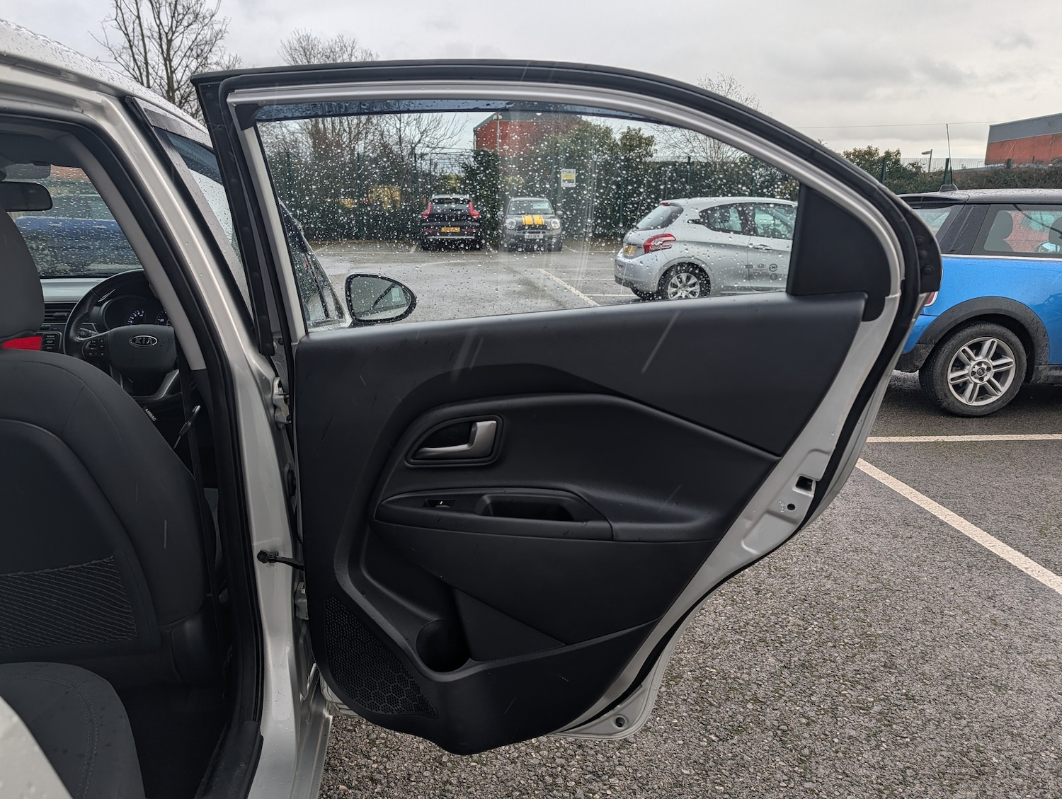 Used Kia Rio 2012 for sale - 77620401: Photo 28