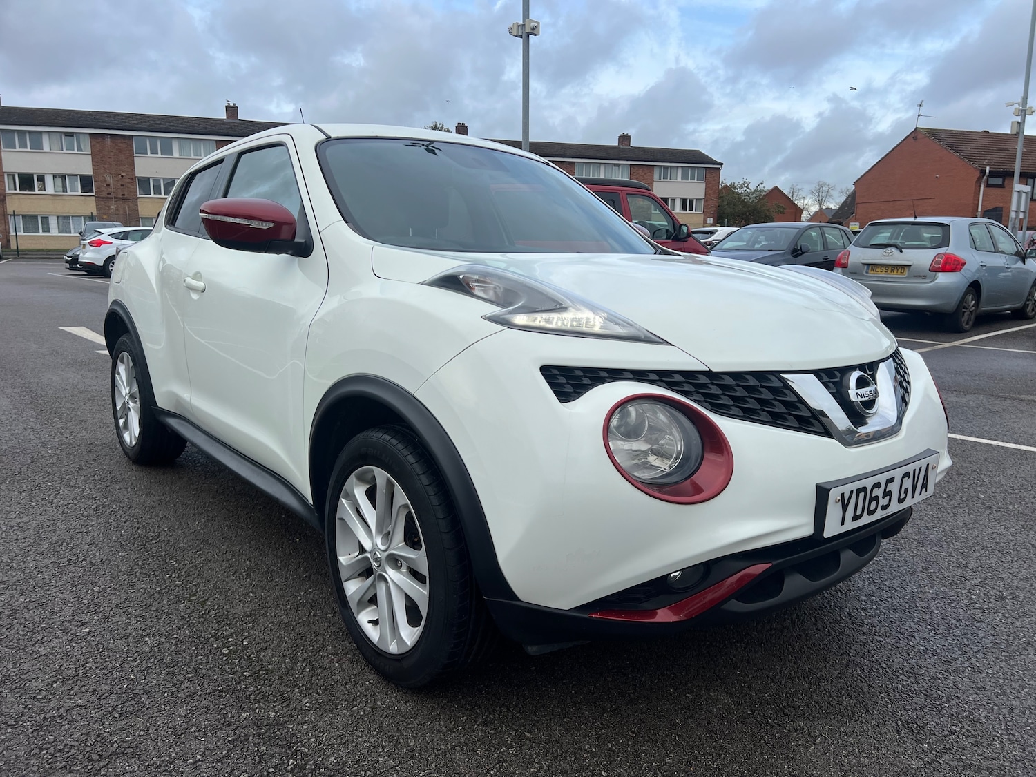 Used Nissan Juke 2015 for sale - 77641748: Photo 2