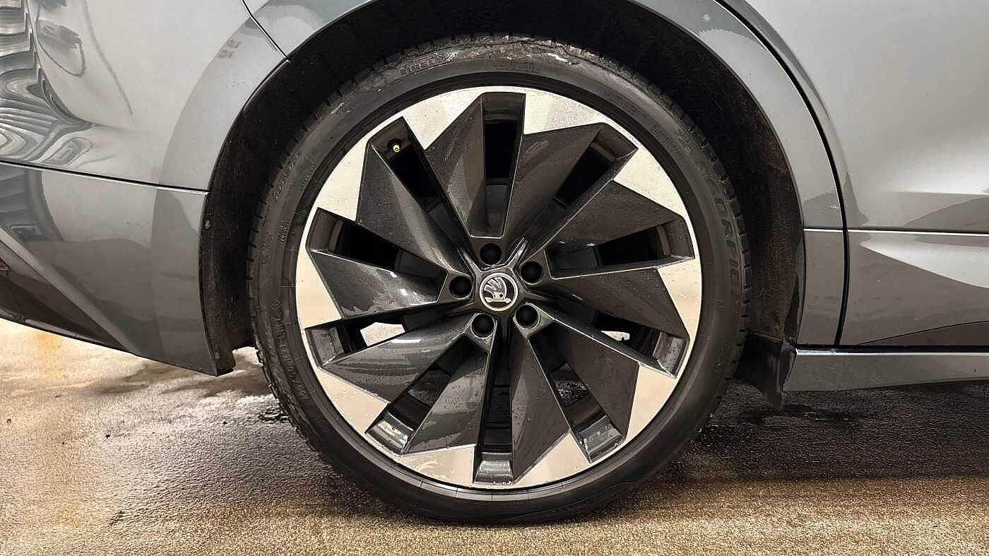 Used Skoda Enyaq 2021 for sale - 76681047: Photo 5