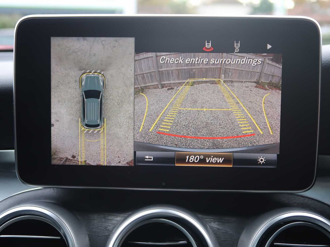 Used Mercedes-Benz GLC 2016 for sale - 76673442: Photo 10