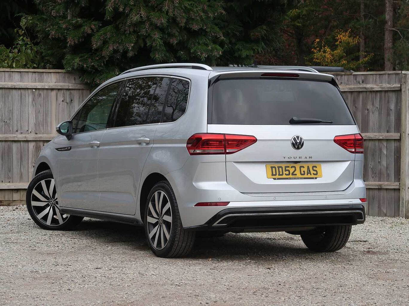 Used Volkswagen Touran 2022 for sale - 76674942: Photo 3