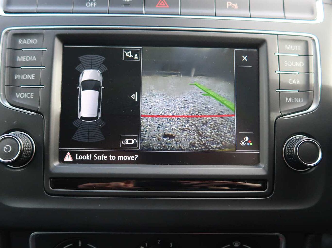 Used Volkswagen Polo 2016 for sale - 76298850: Photo 8