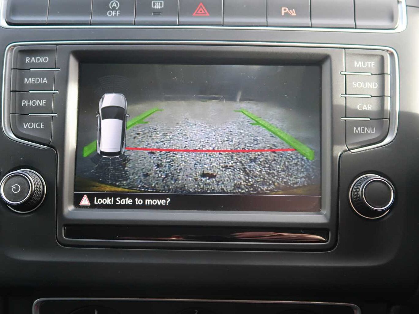 Used Volkswagen Polo 2016 for sale - 76298850: Photo 9