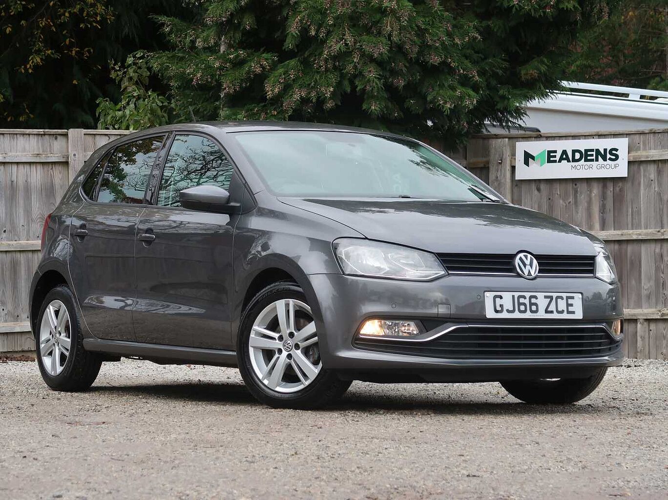 Used Volkswagen Polo 2016 for sale - 76705424: Photo 1