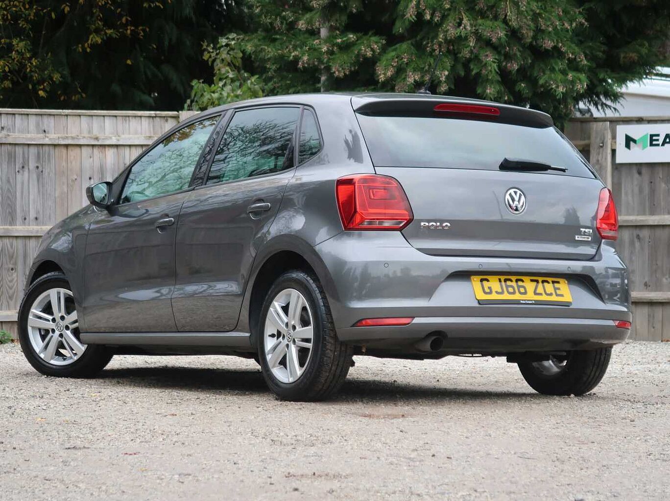 Used Volkswagen Polo 2016 for sale - 76705424: Photo 3