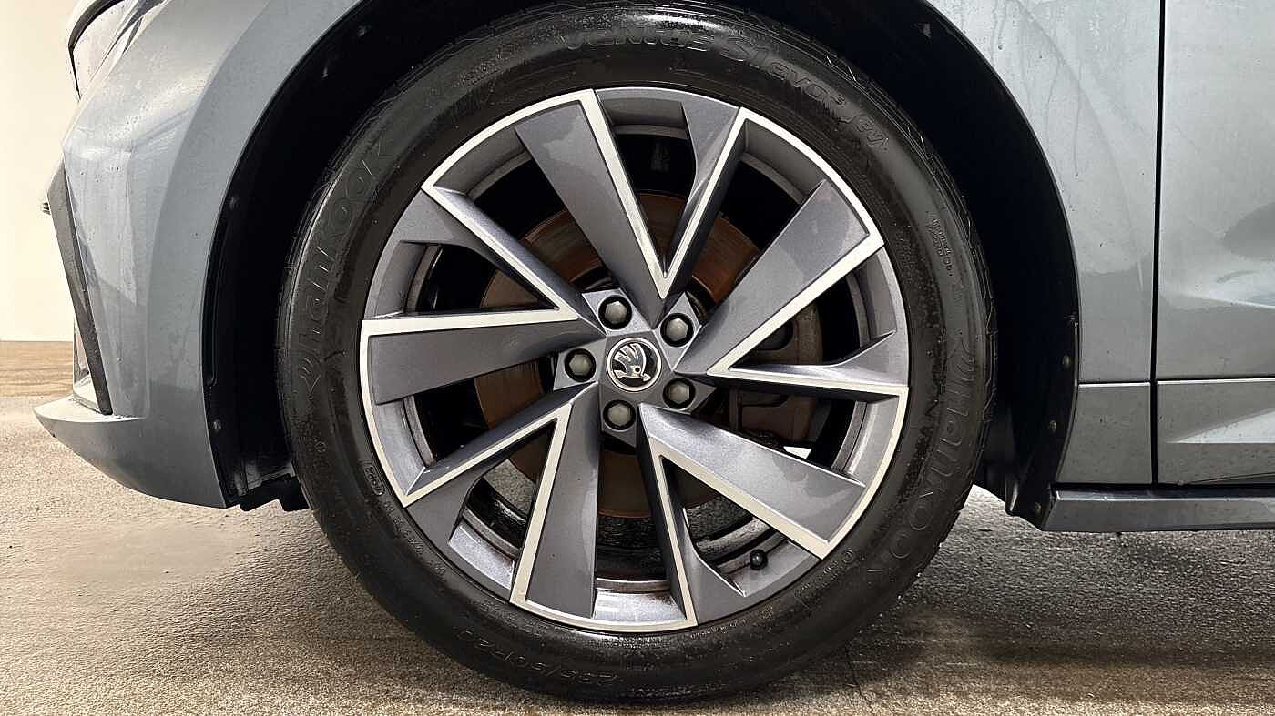 Used Skoda Enyaq 2022 for sale - 77916050: Photo 5