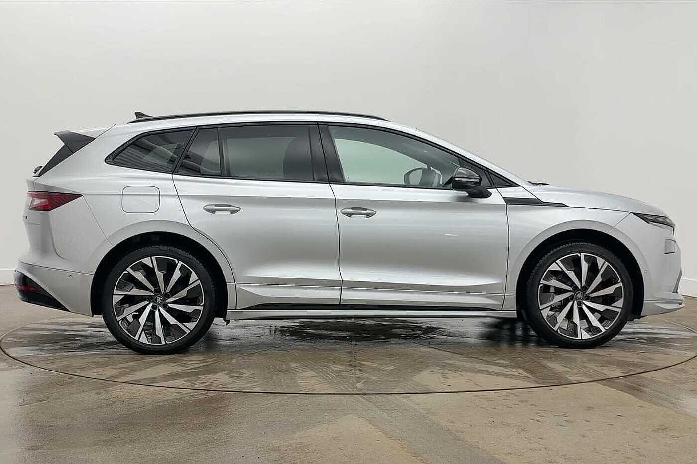 Used Skoda Enyaq 2025 for sale - 78140405: Photo 4