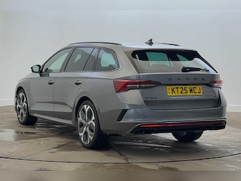 Used Skoda Octavia 2025 for sale - 76679390: Photo