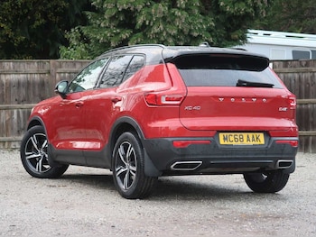 Used Volvo XC40 2018 for sale - 76673627: Photo
