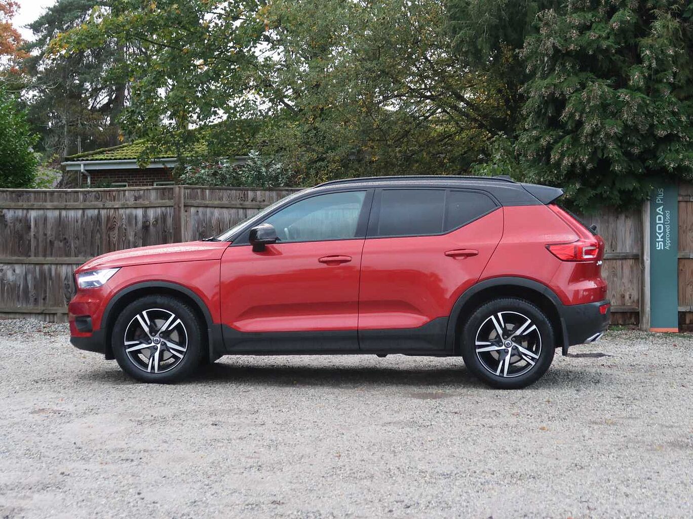 Used Volvo XC40 2018 for sale - 76673627: Photo 4