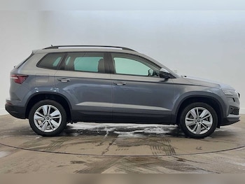 Used Skoda Karoq 2025 for sale - 77000817: Photo