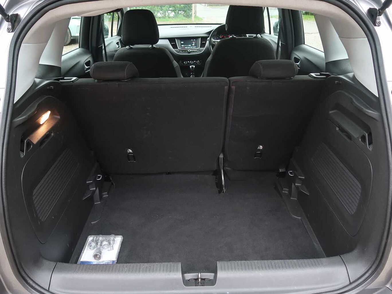 Used Vauxhall Crossland X 2018 for sale - 76673632: Photo 10