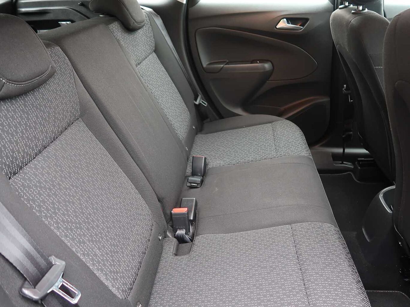 Used Vauxhall Crossland X 2018 for sale - 76673632: Photo 8