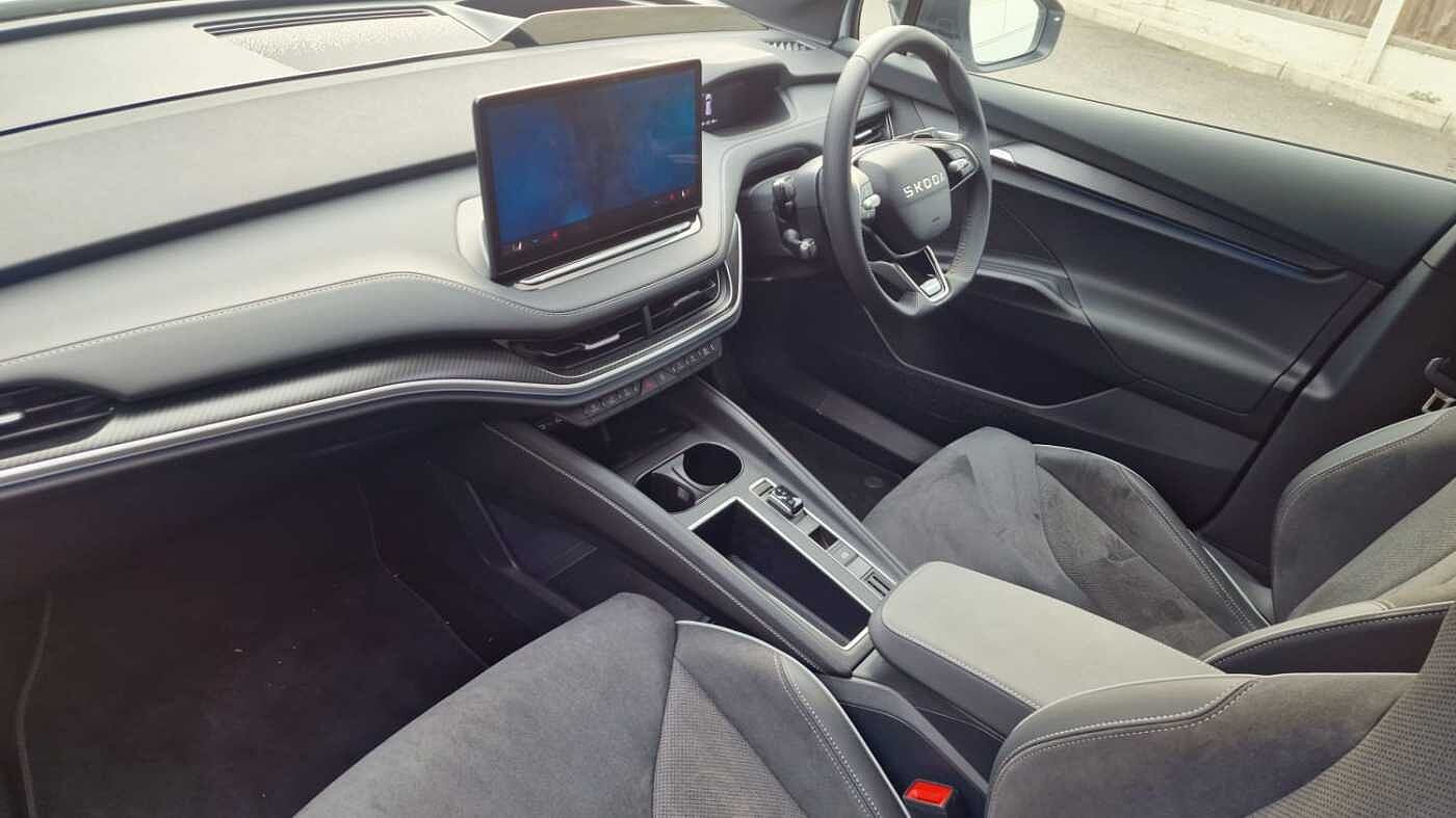 Used Skoda Enyaq 2025 for sale - 76679425: Photo 2