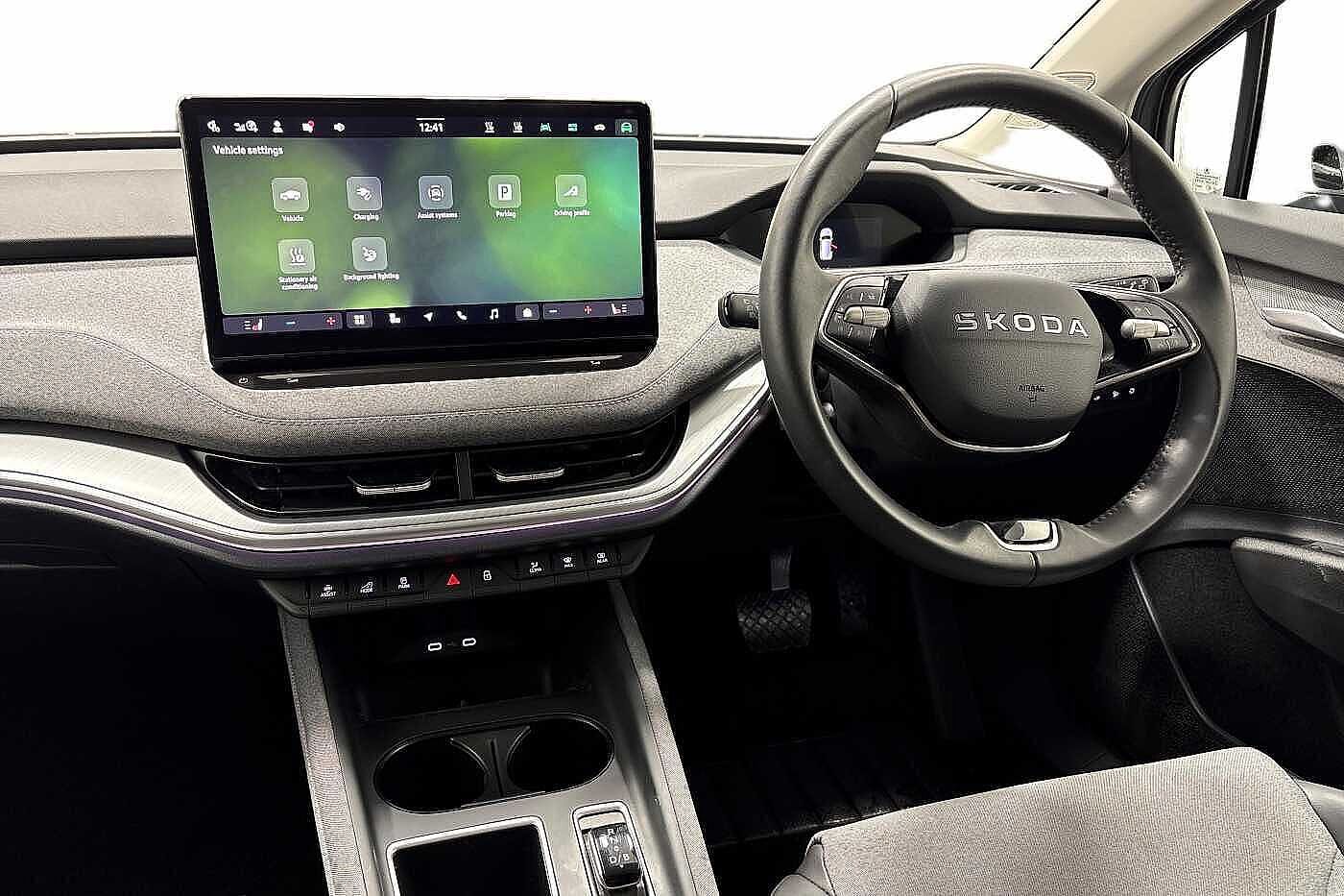 Used Skoda Enyaq 2025 for sale - 76680673: Photo 2