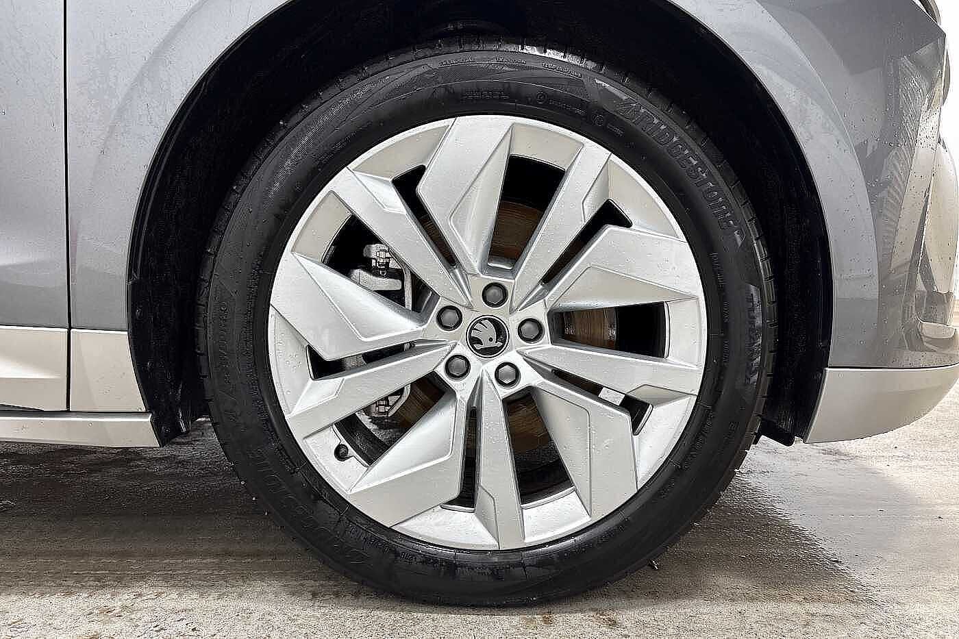 Used Skoda Enyaq 2025 for sale - 76680673: Photo 5