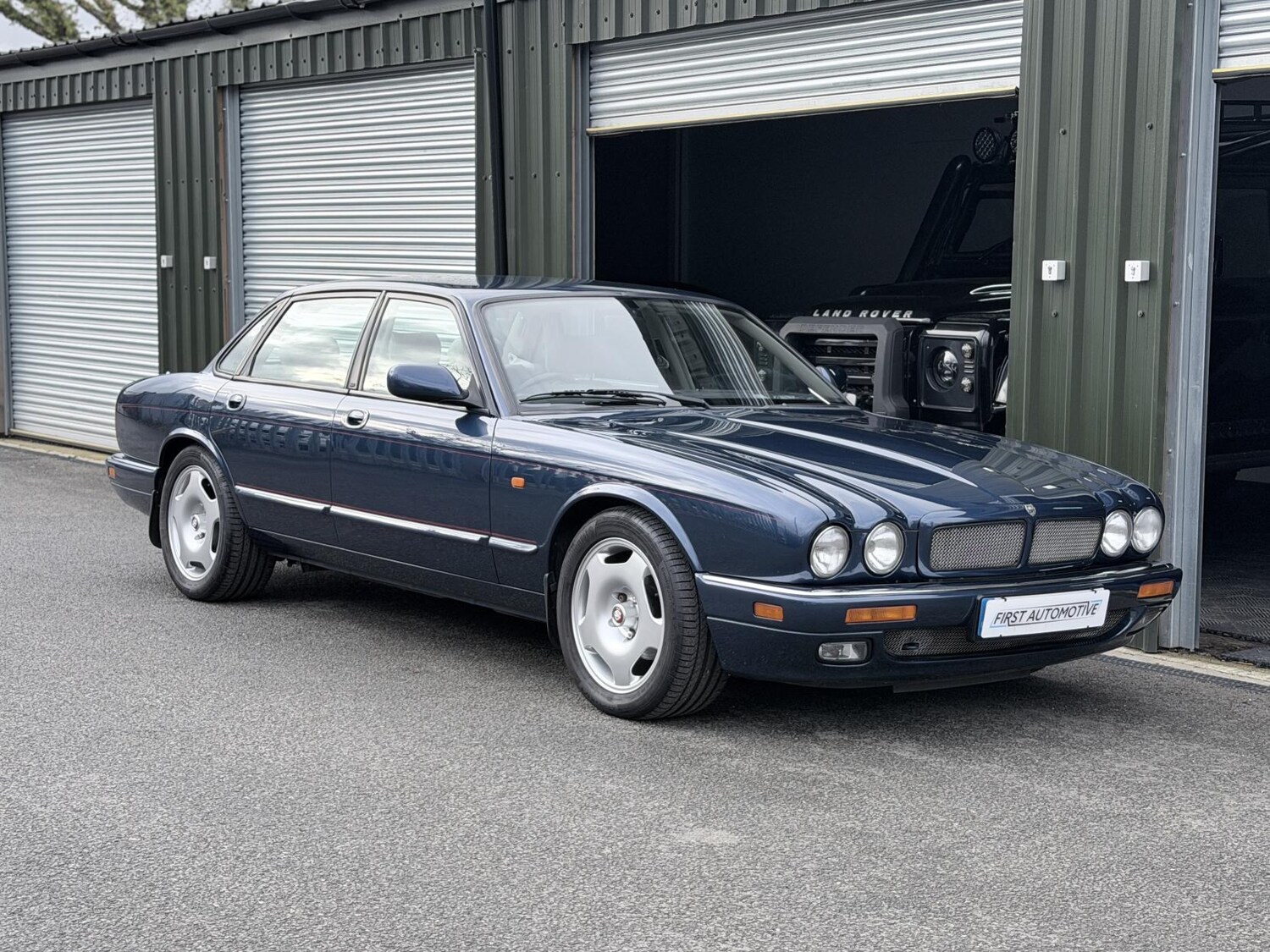 Used Jaguar XJR-S 1999 for sale - 77469452: Photo 22