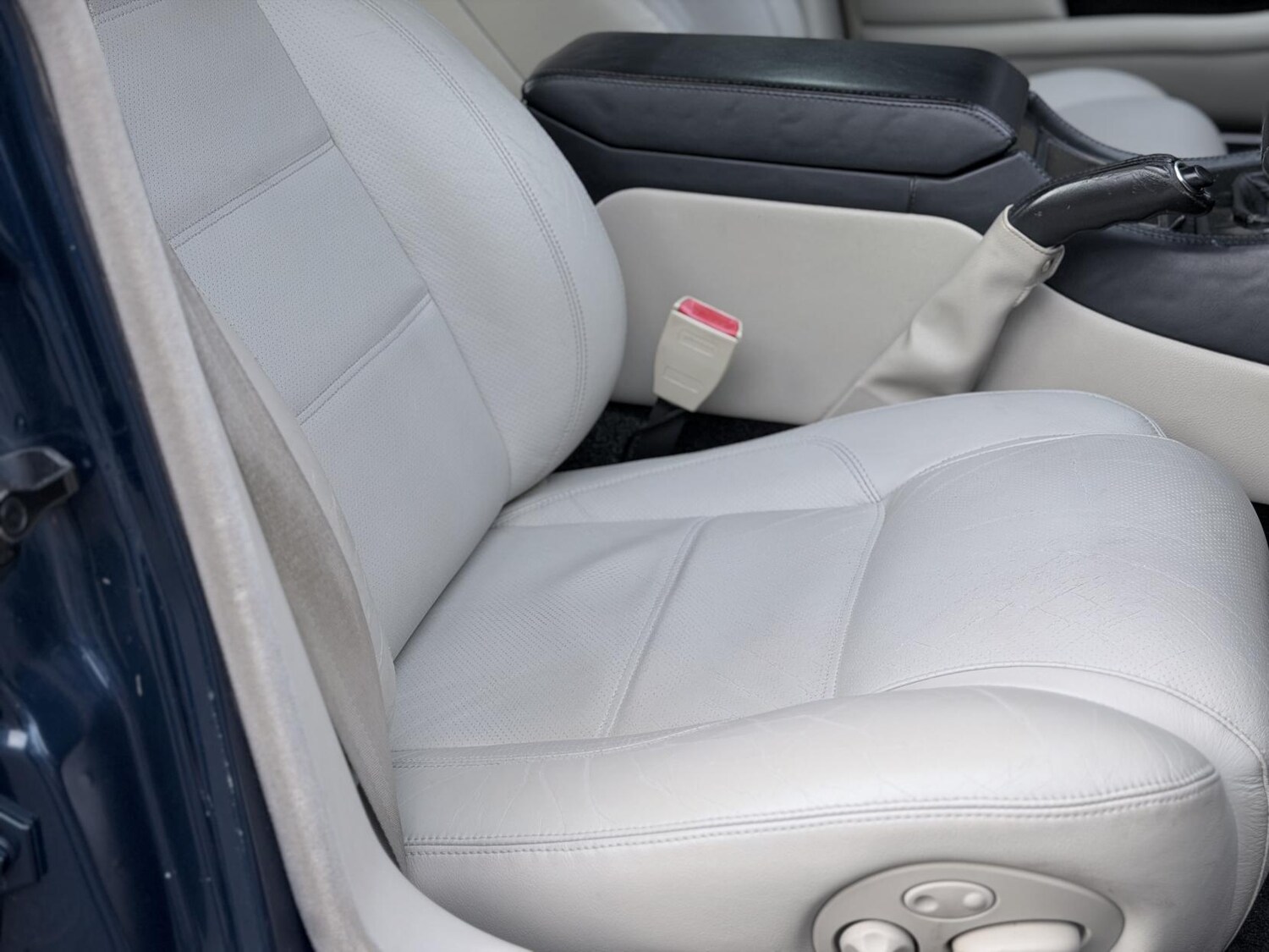 Used Jaguar XJR-S 1999 for sale - 77469452: Photo 40