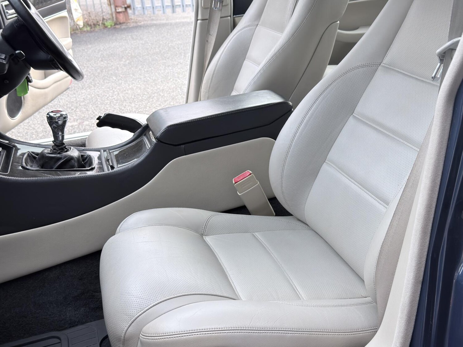 Used Jaguar XJR-S 1999 for sale - 77469452: Photo 41