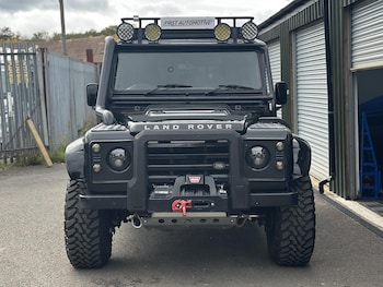Used Land Rover Defender 110 2011 for sale - 77332196: Photo