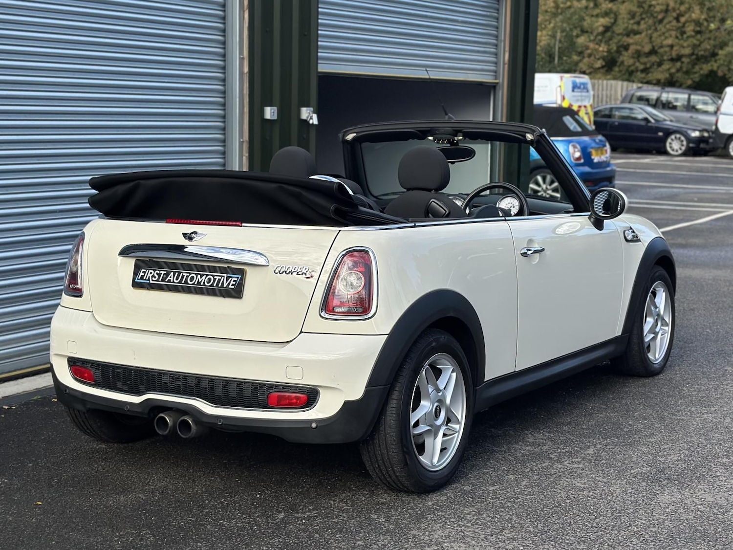Used MINI Convertible 2009 for sale - 76196973: Photo 18