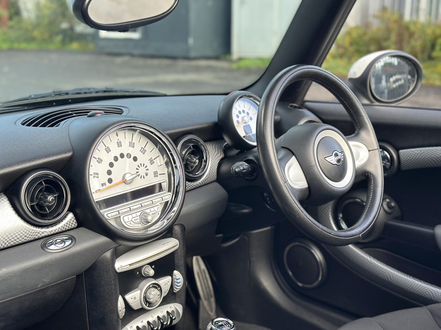 Used MINI Convertible 2009 for sale - 76196973: Photo 20