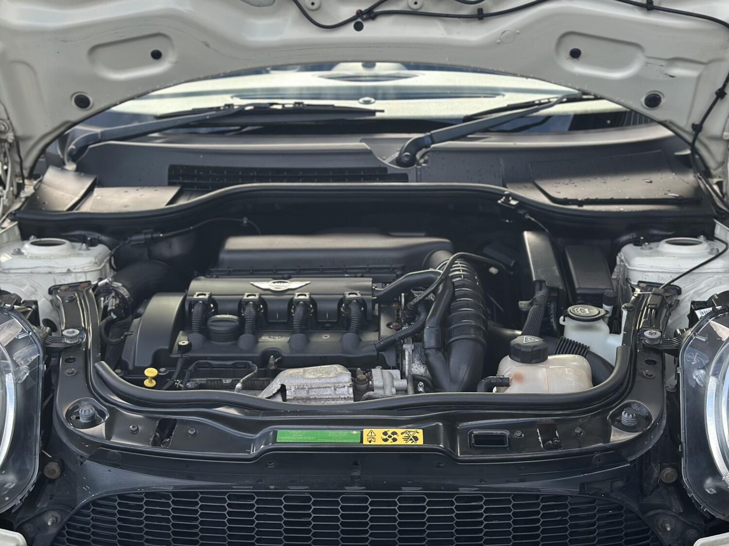 Used MINI Convertible 2009 for sale - 76196973: Photo 31