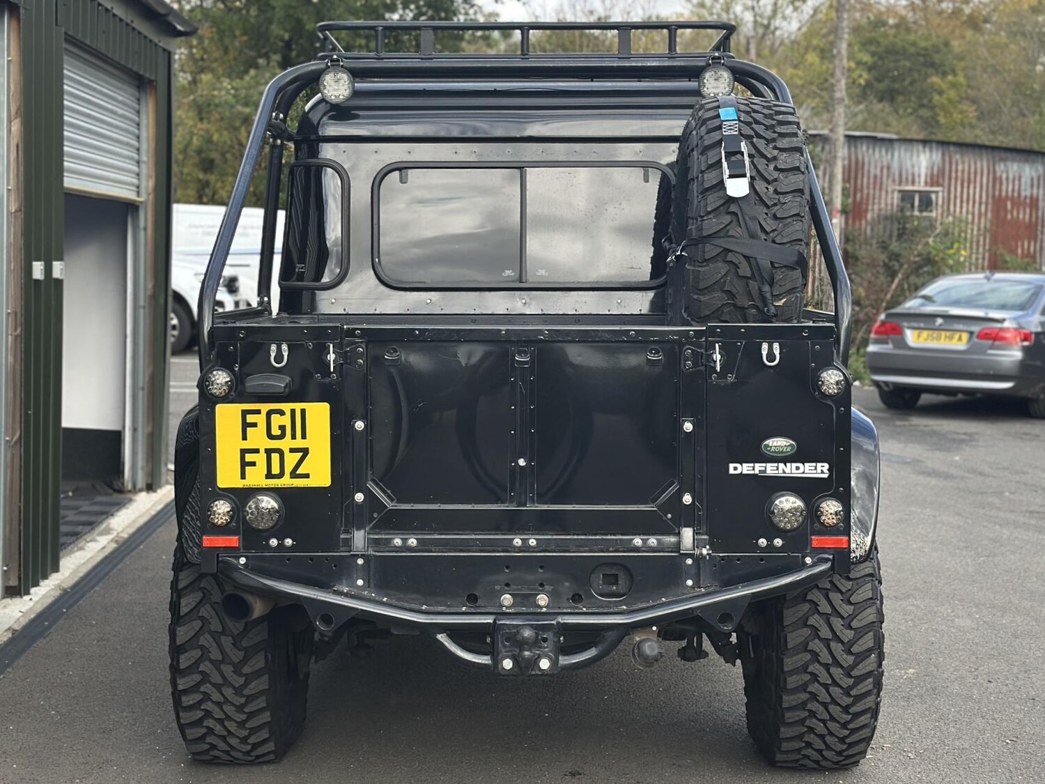 Used Land Rover Defender 110 2011 for sale - 77192086: Photo 16