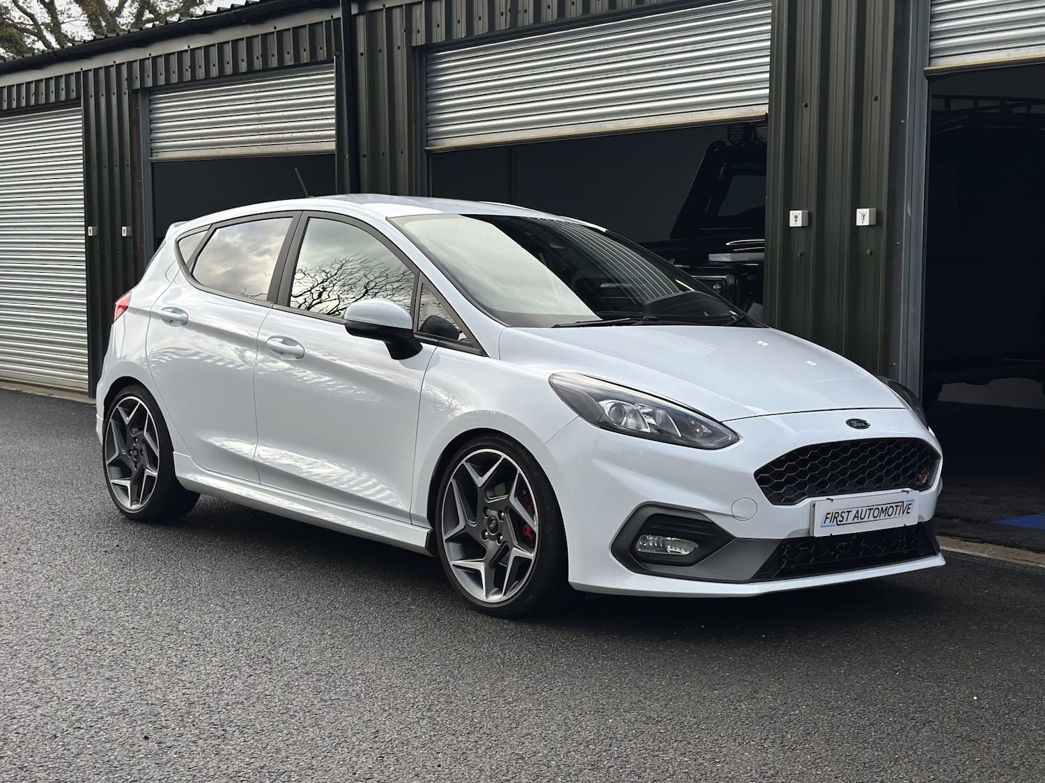 Used Ford Fiesta 2019 for sale - 76590084: Photo 1