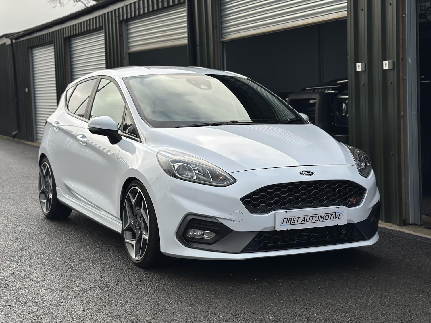 Used Ford Fiesta 2019 for sale - 76590084: Photo 2