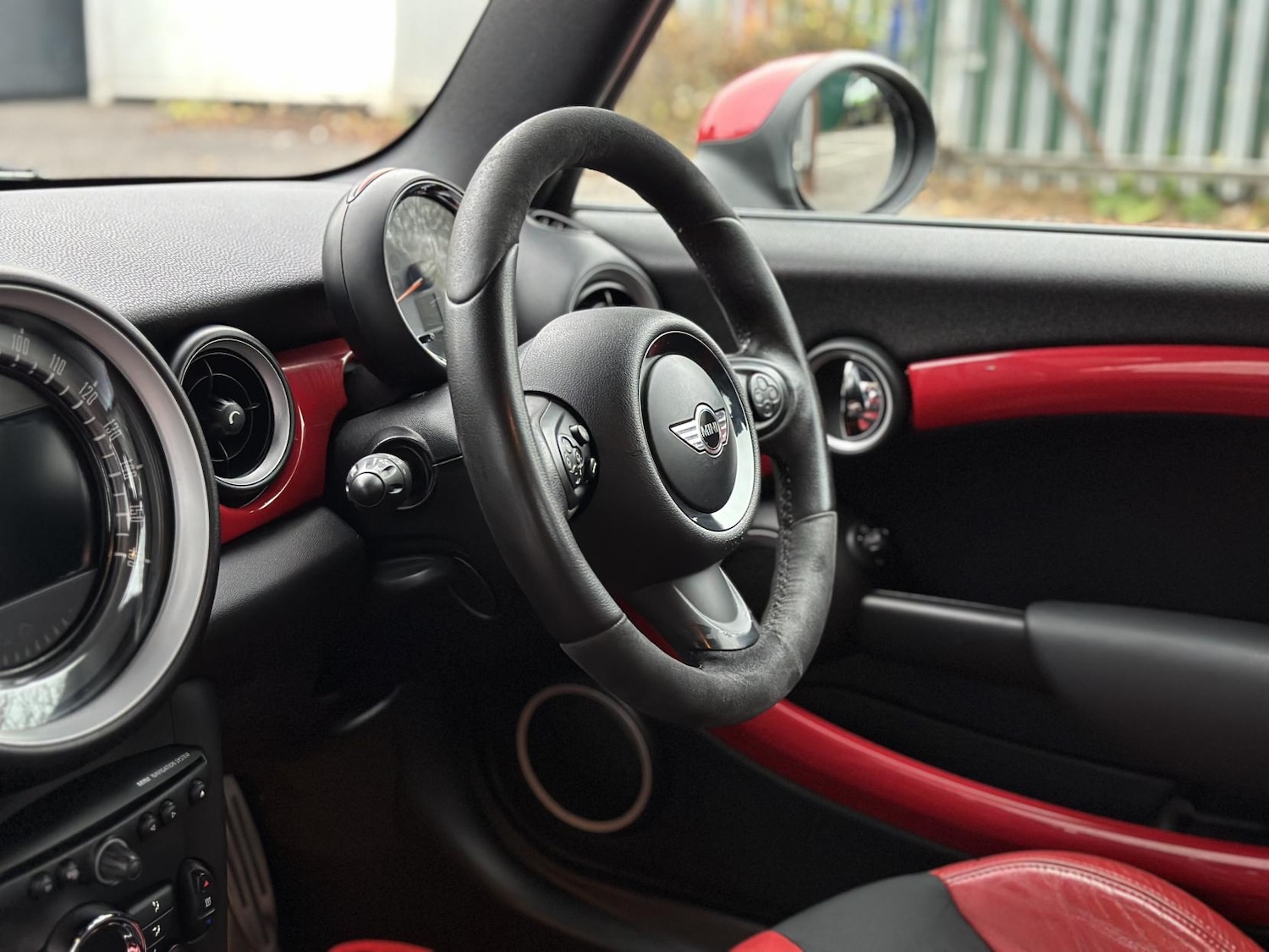 Used MINI Hatch 2010 for sale - 76410313: Photo 29