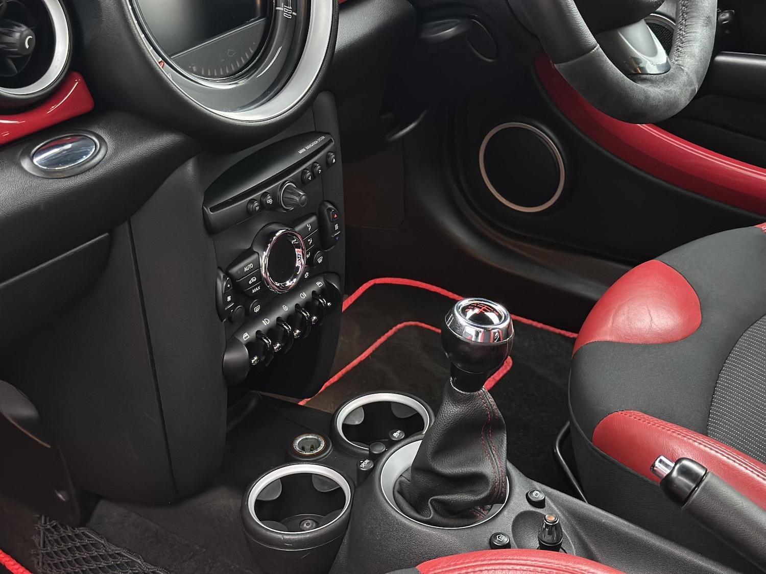 Used MINI Hatch 2010 for sale - 76410313: Photo 31