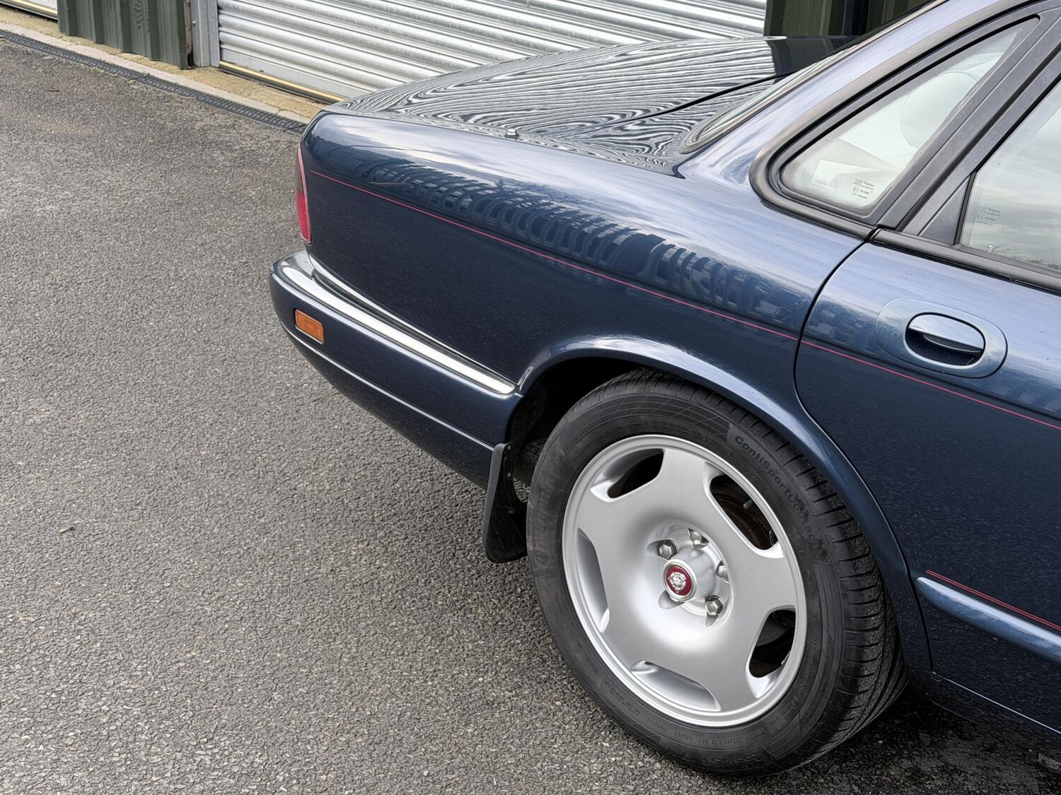 Used Jaguar XJR-S 1999 for sale - 77560093: Photo 17