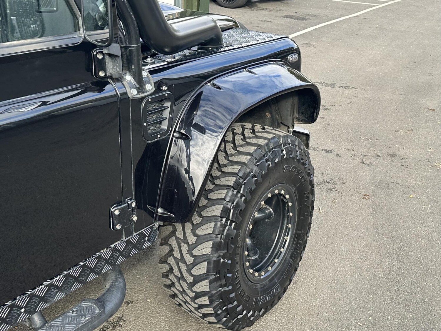 Used Land Rover Defender 110 2011 for sale - 77359390: Photo 18